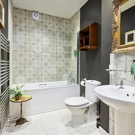 Ferienhaus The Hot Tub, Pool, Gym, Location Scarborough