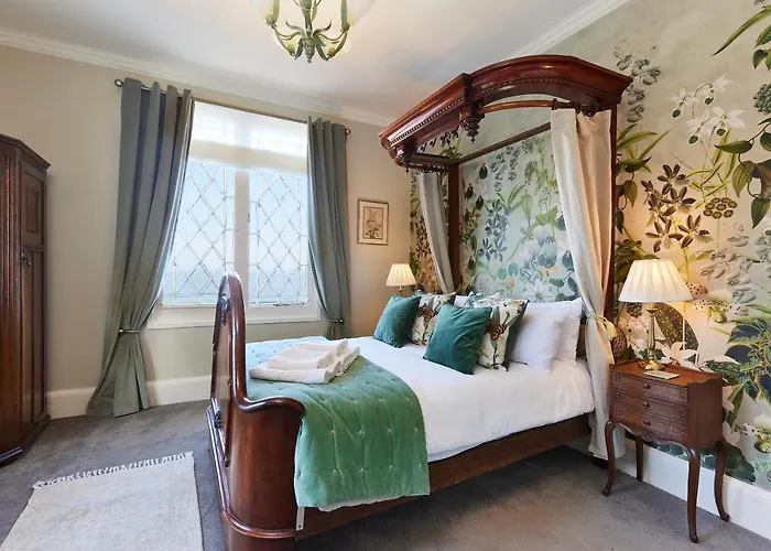 The Hot Tub, Pool, Gym, Location Holiday home Scarborough